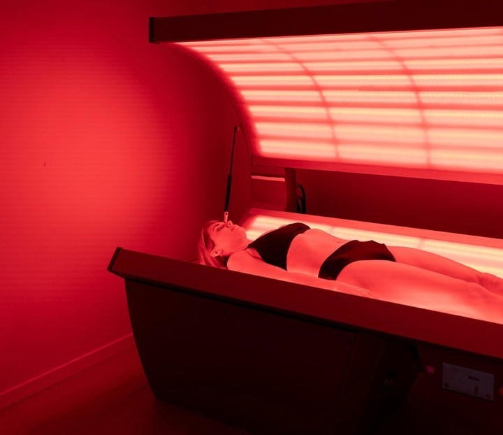 Discover The Best Led Light Therapy Machine For Glowing Skin
